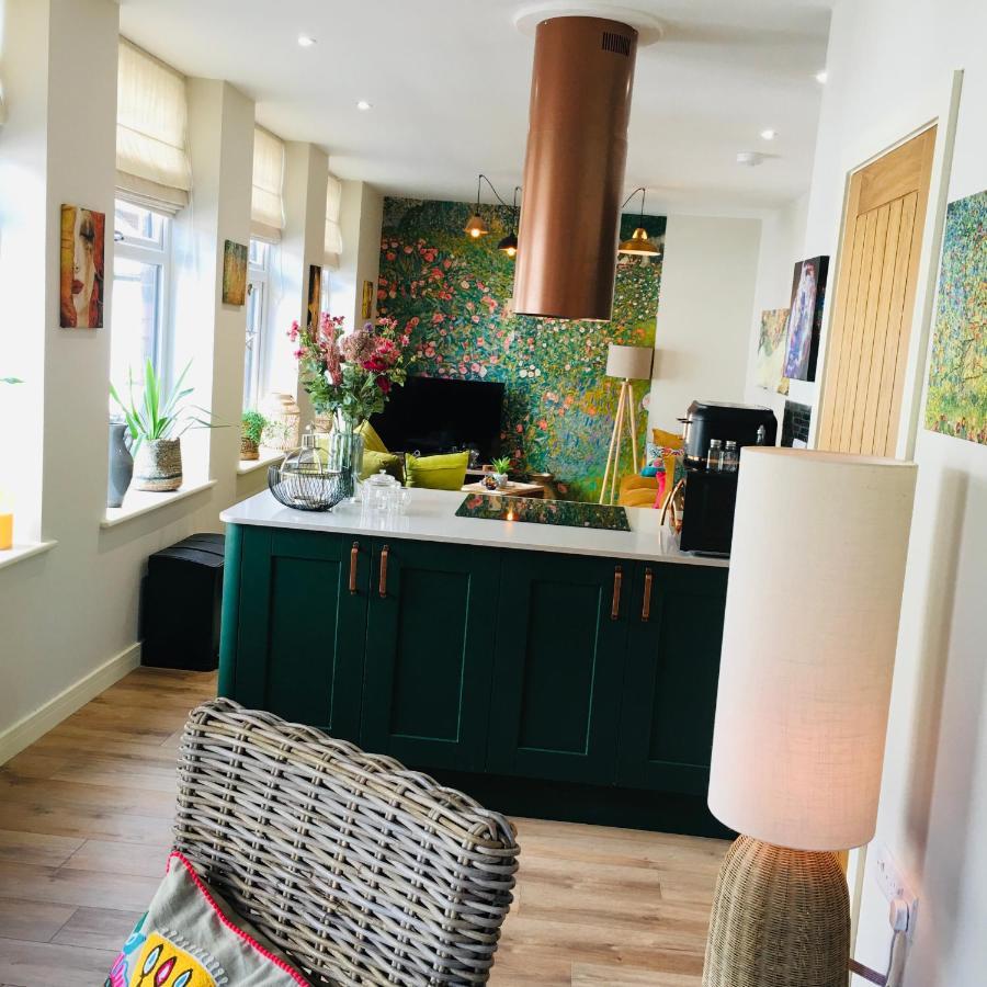 The Art Attic A Stylish Boutique Apartment 比尔斯韦尔斯 外观 照片
