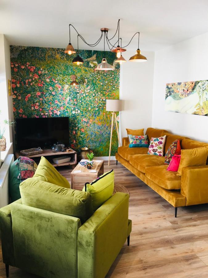 The Art Attic A Stylish Boutique Apartment 比尔斯韦尔斯 外观 照片